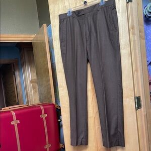 Roundtree & Yorke Brown Dress Pants with Straight Leg Cut